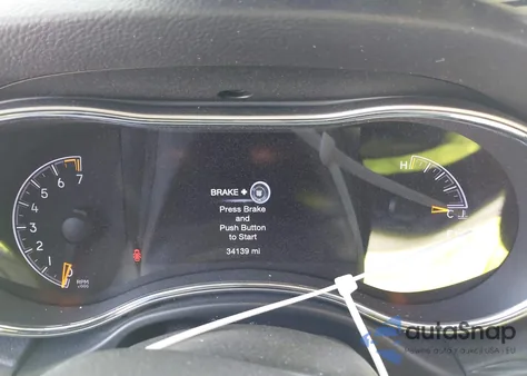 2021 Jeep Grand Cherokee Limited 4X2 z USA, uszkodzony, nr VIN 1C4RJEBG5MC601551